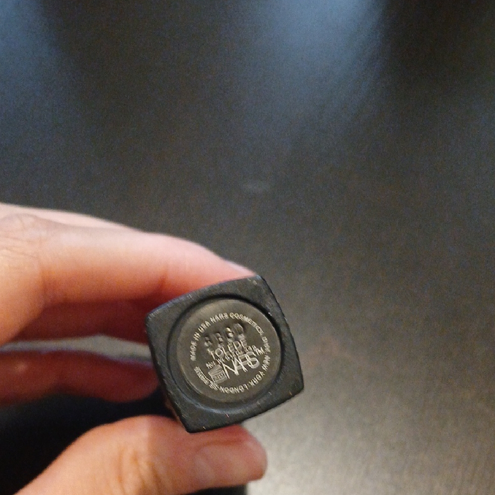 NARS Lipstick - Shade 'TOLEDE' - Picture 3 of 5